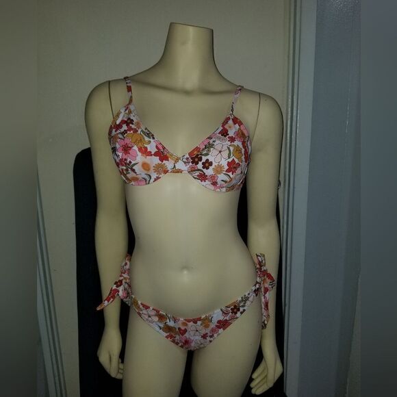 Bikini 2 pc nwot medium - Picture 2 of 4